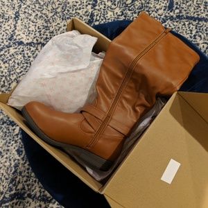 Chestnut wide calf boots size 7